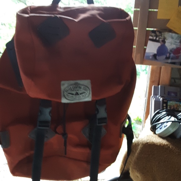 Back pack - Picture 2 of 4